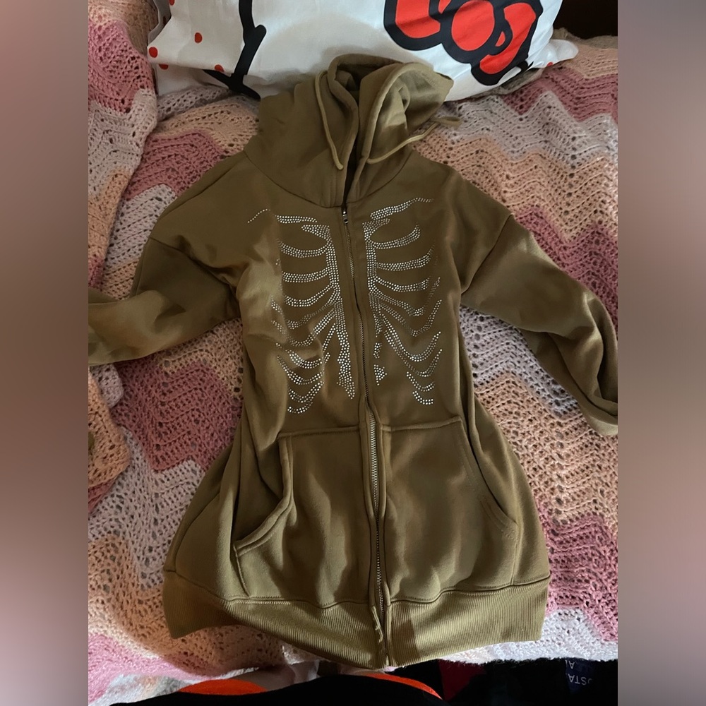 RHINETONE TAN SKELETON SWEATER